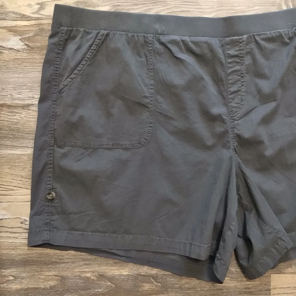 Sonoma Captive Gray Easy Pull On Utility Short Ultracomfort Waistband 4X NWT